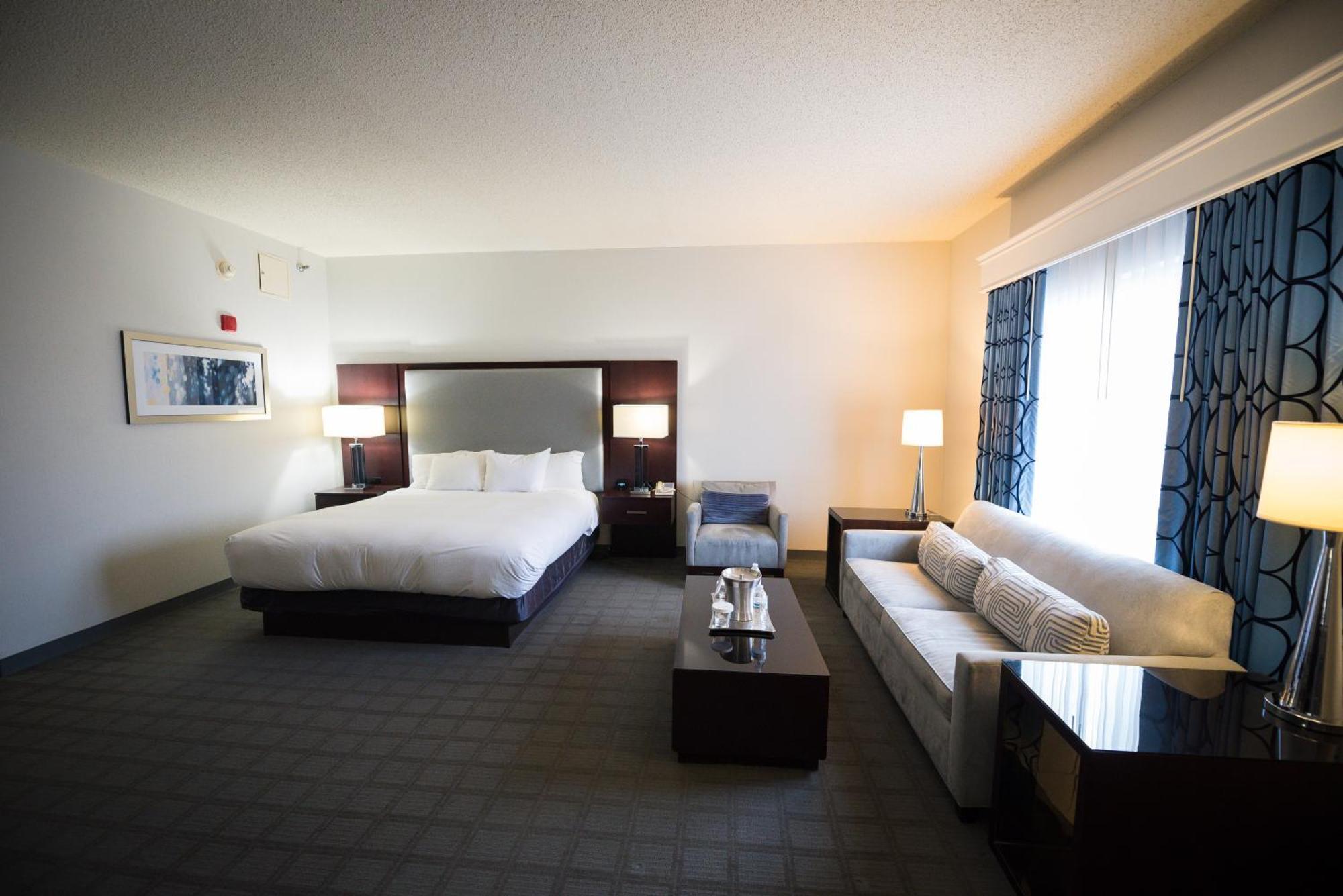 Hilton Scranton & Conference Center Otel Dış mekan fotoğraf
